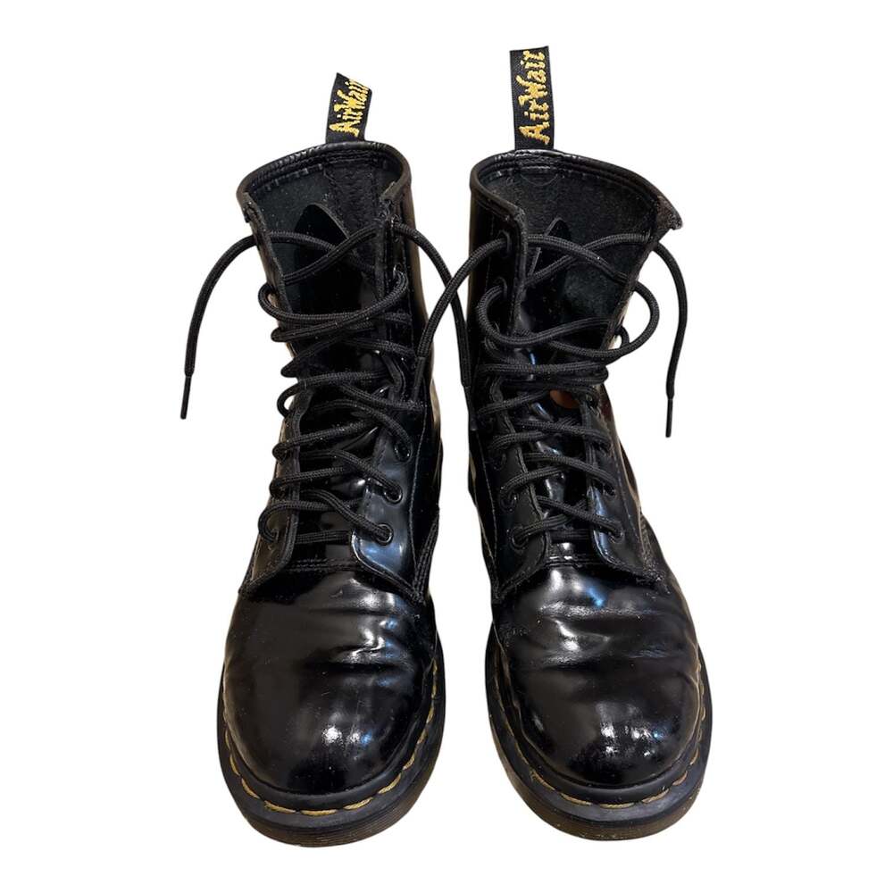 Dr. Marten’s Air Walk 1460 Eye Boot  US Men's 7/ US Women's 8 (UK 6 / EU 39)